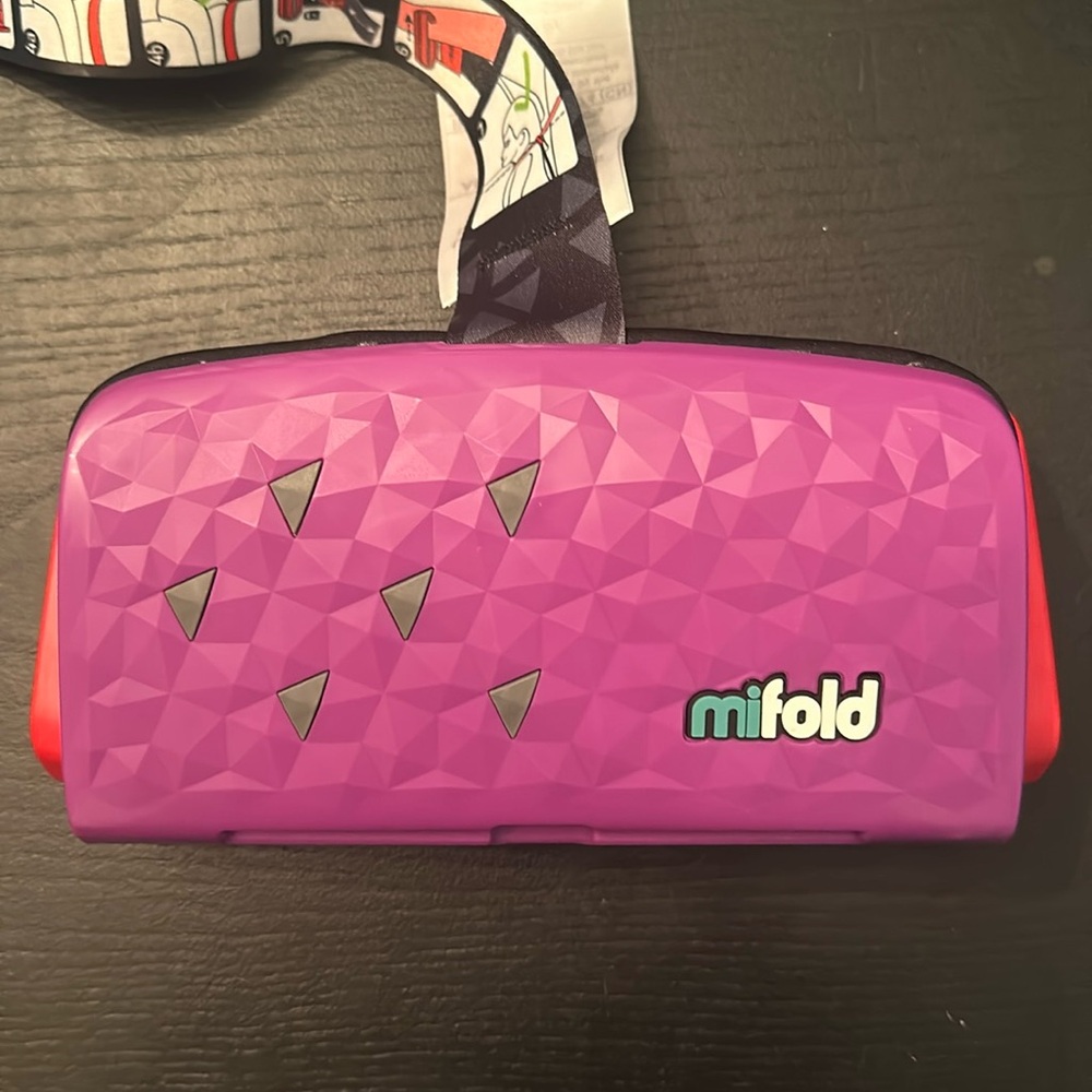 Mifold folding booster seat